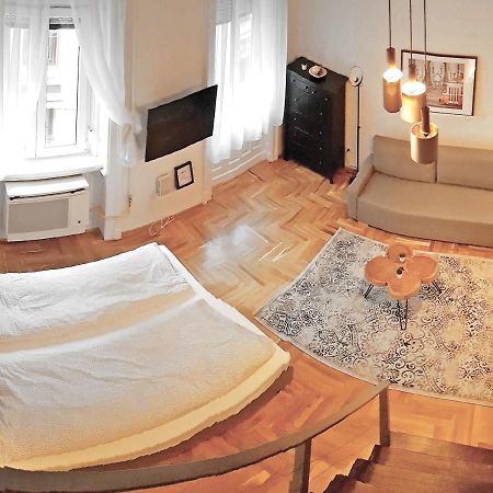 Luxury New Apartment With Gallery At Dob Street Nearby Gozsdu Court Budapeşte Dış mekan fotoğraf