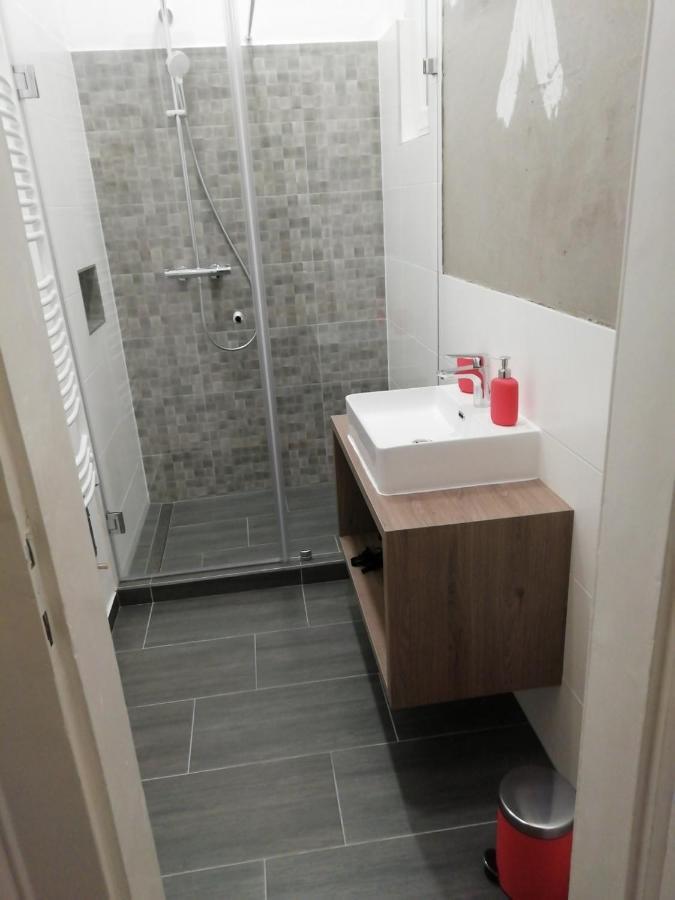 Luxury New Apartment With Gallery At Dob Street Nearby Gozsdu Court Budapeşte Dış mekan fotoğraf